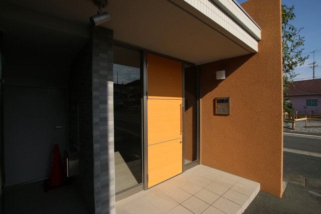 マンションの様なエントランス