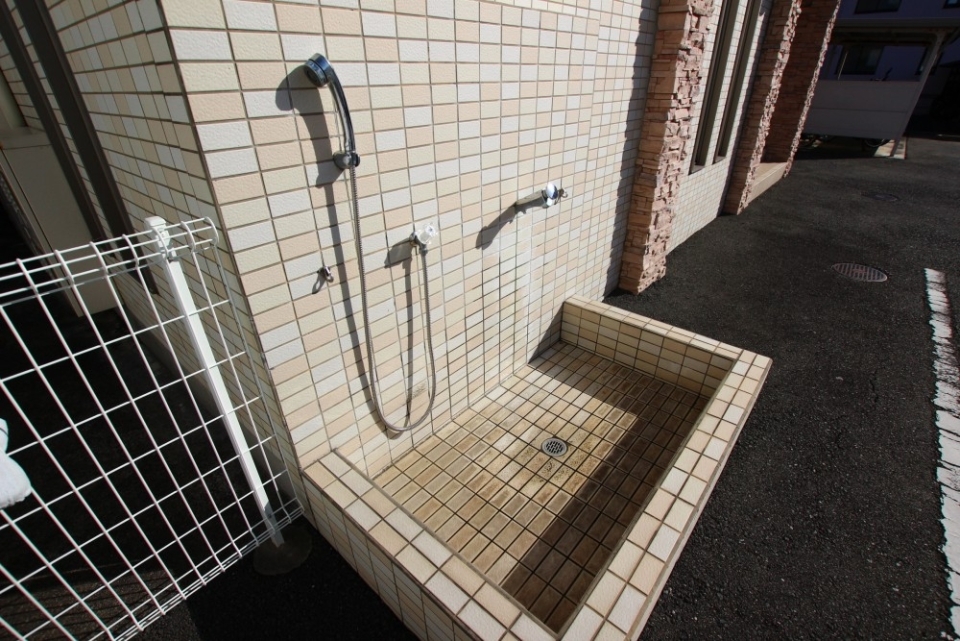 足洗い場も備えています◎