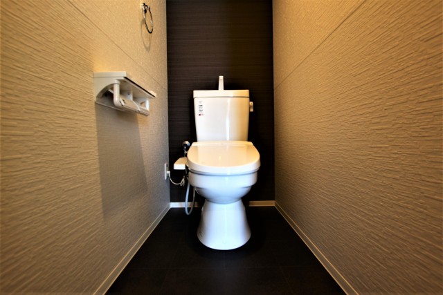 トイレもシックな感じ