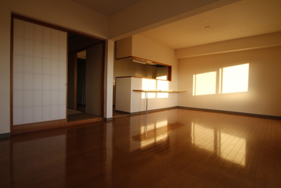 和洋折中スタイルの懐かし部屋です。