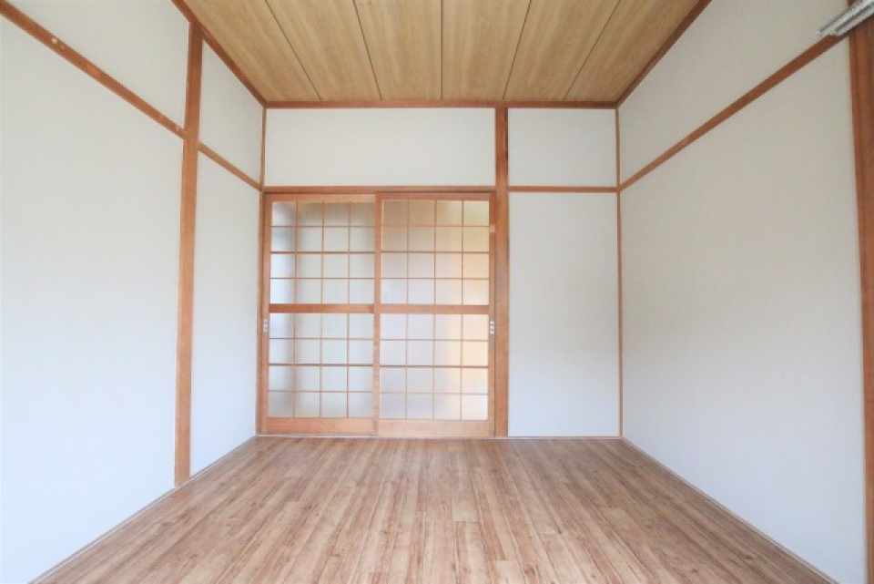 こちらのお部屋は白色！