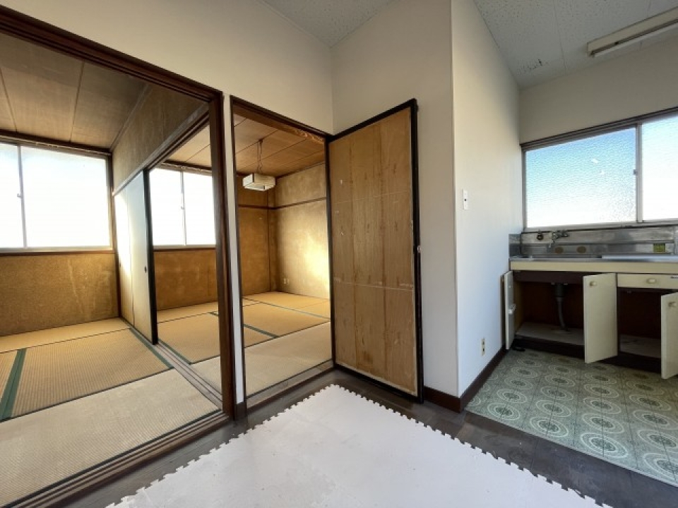 2部屋の和室とDKで広い！