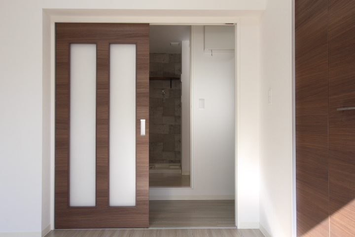建具の1つ1つもリニューアルされてます。