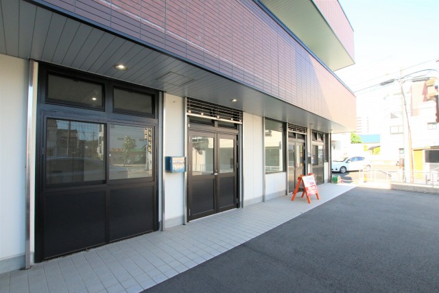 建物入り口
