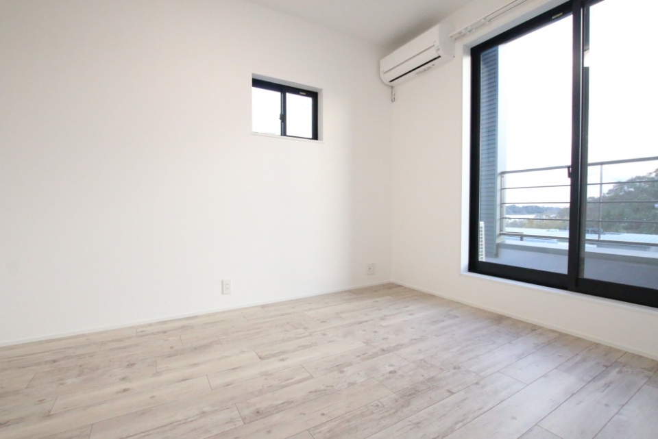 主寝室にはこちらのお部屋。
