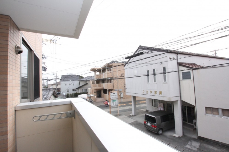 バルコニーは日当り抜群