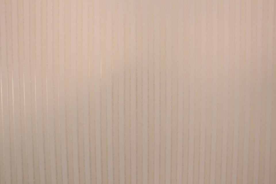寝室の壁紙よく見れば...。