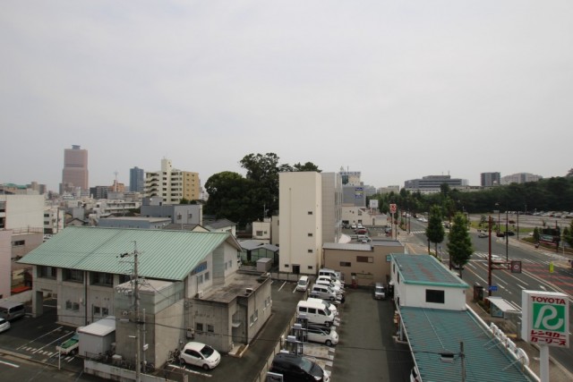 ホテルコンコルド・中区区役所はすぐ目の前です。