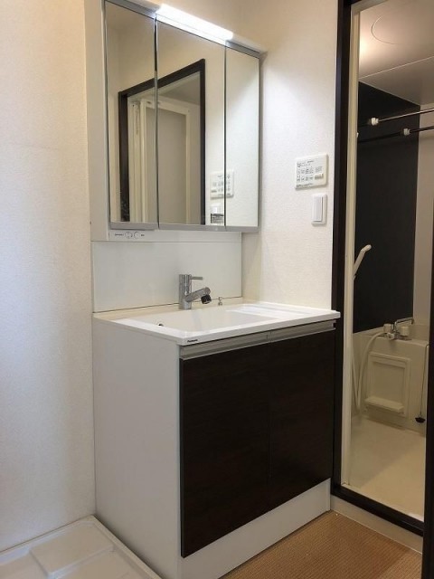 洗面脱衣所です。水回りも良い感じですよ。