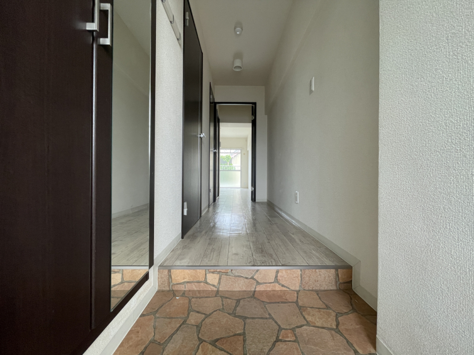 玄関収納も充実で、たくさん靴が収納できそうですね。