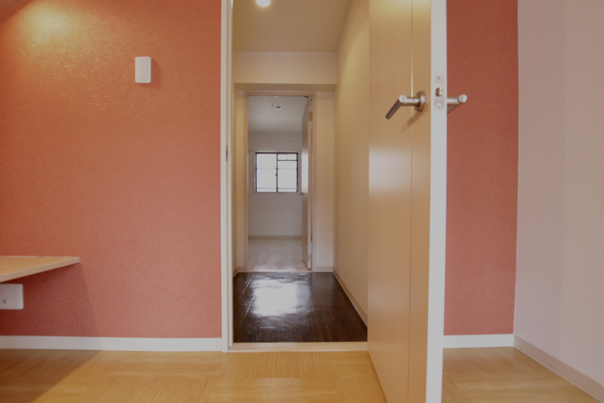 扉の先はウォークスルークローゼット