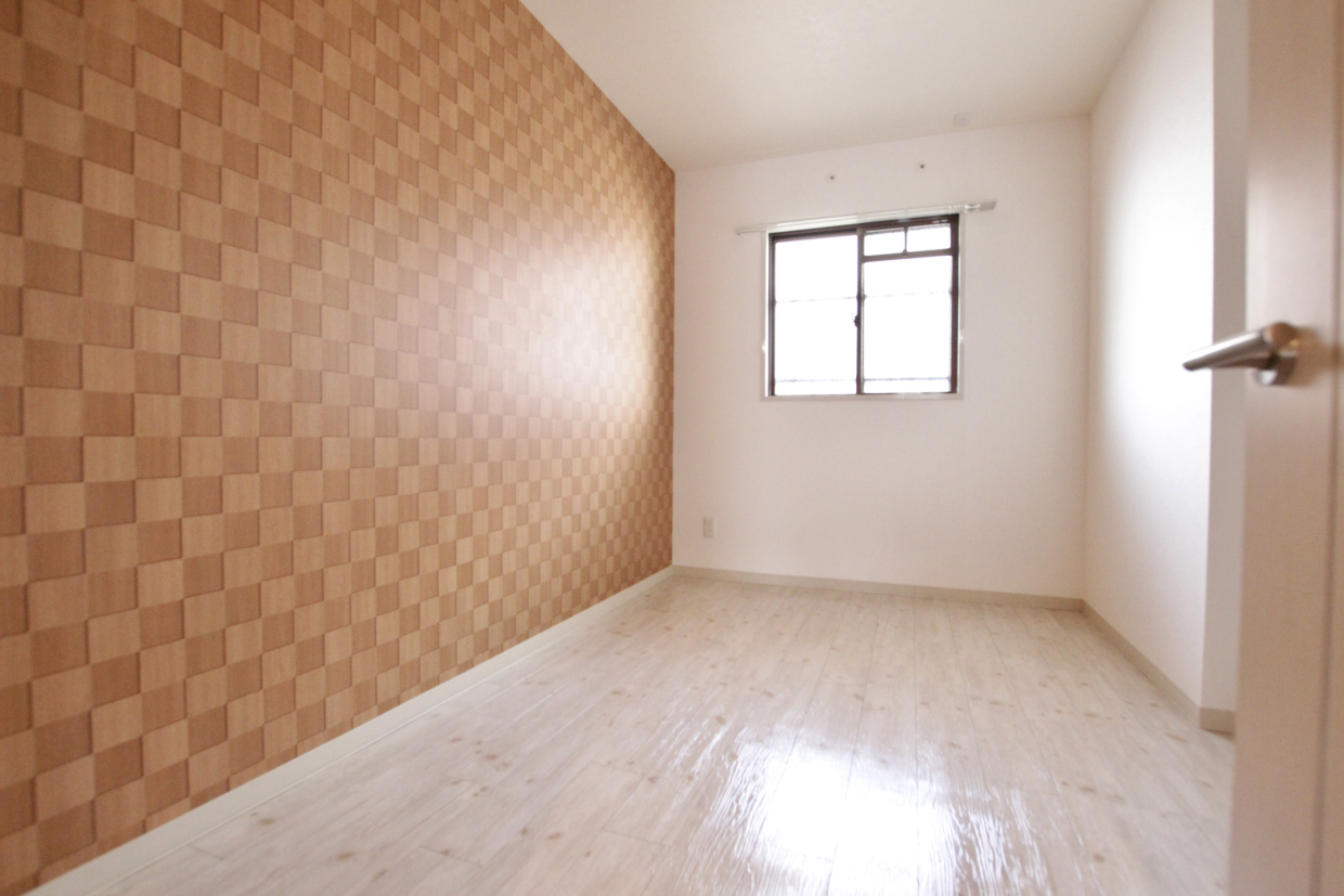 クロスが特徴的