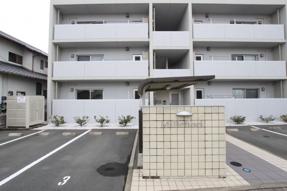 隣室との接触無面、完全角部屋仕様。