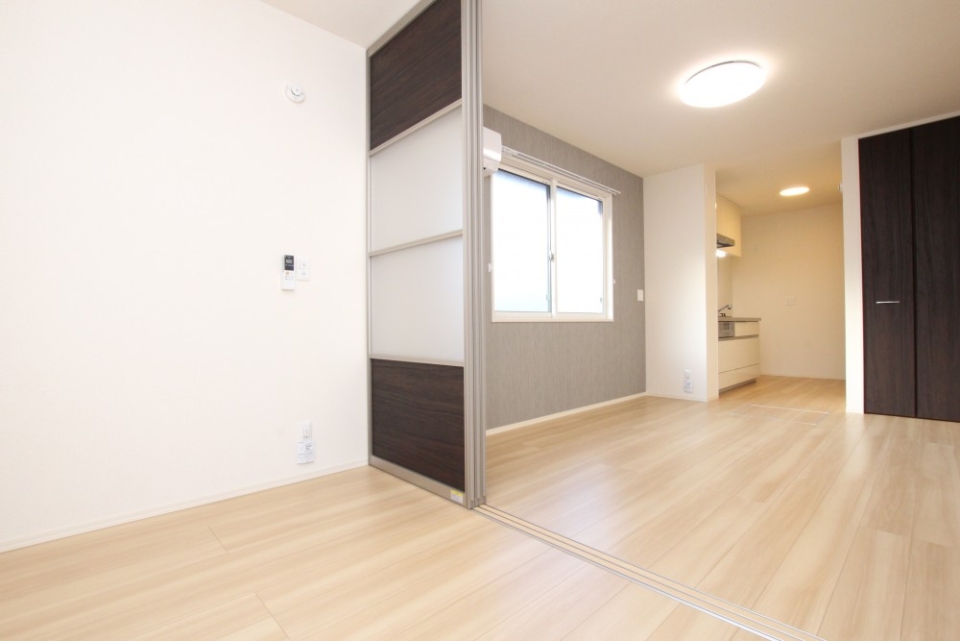 縦にながぁ～いワンルームのお部屋。