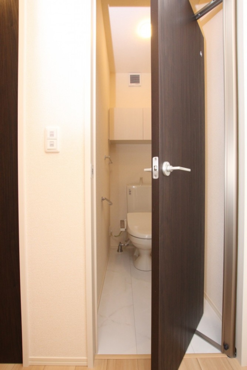 トイレの扉面白い。