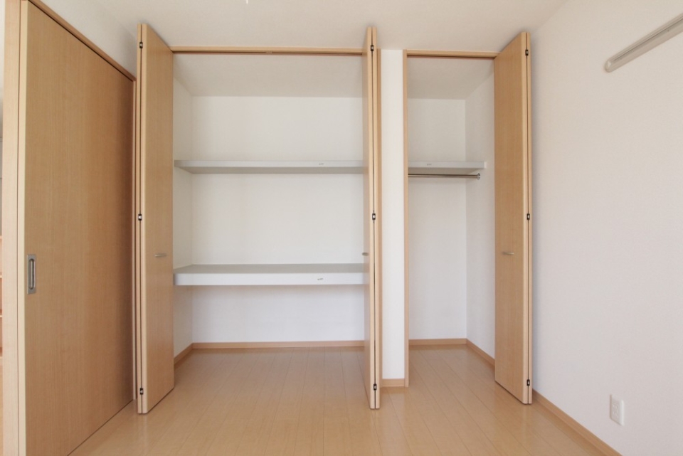 ２種類の収納で色んなものが収納できます。