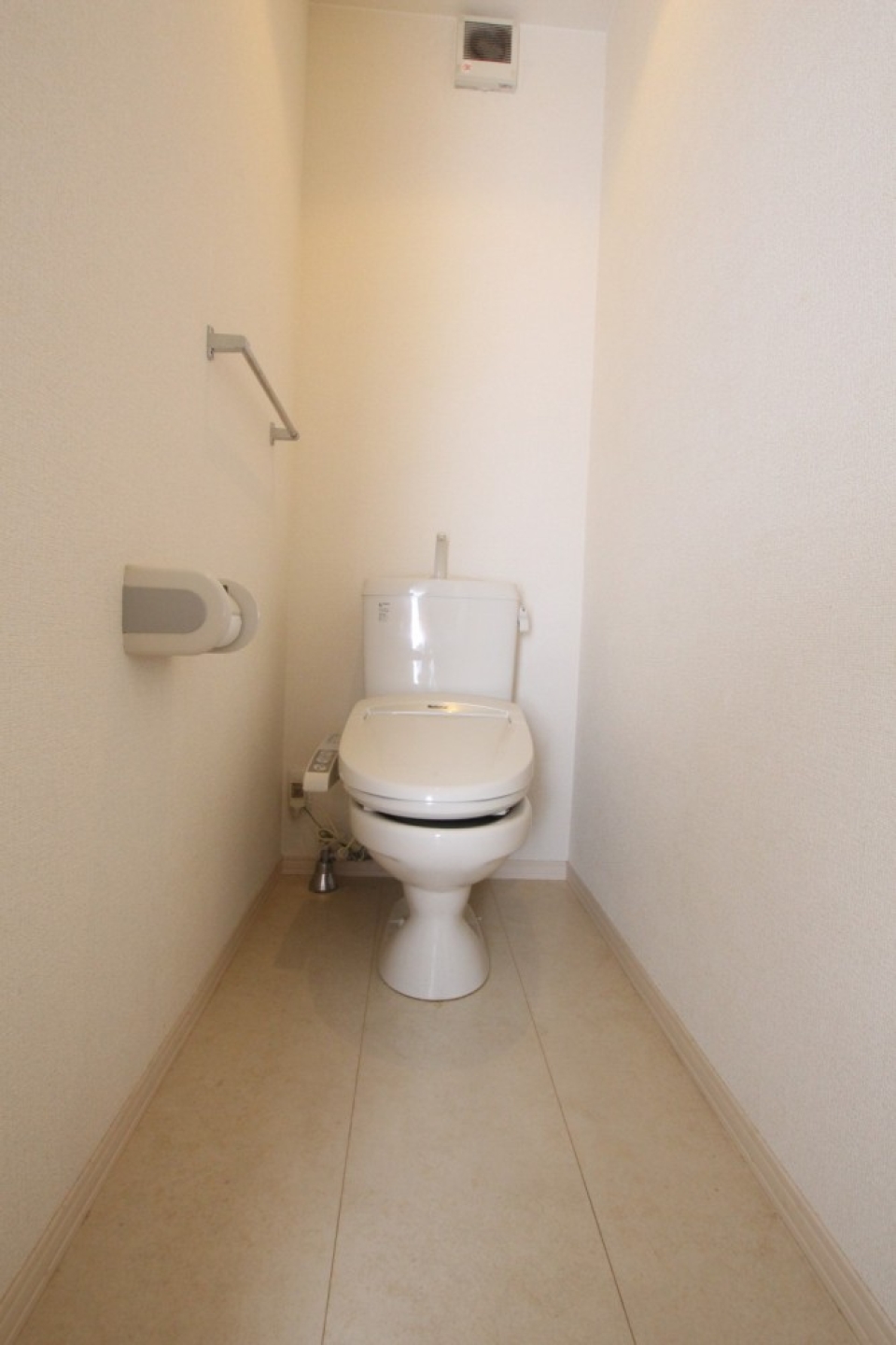 トイレはとてもシンプル。