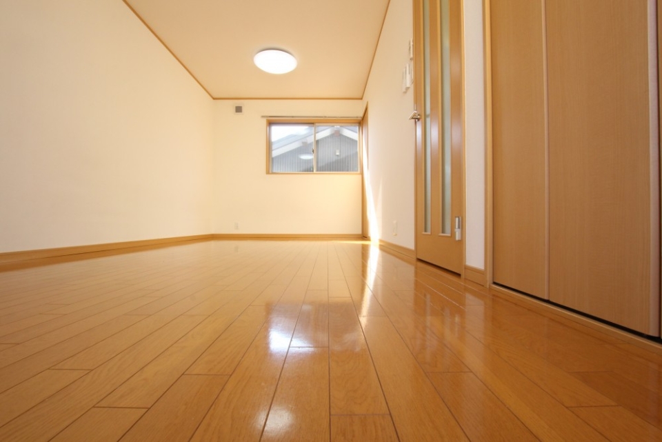 壁面はたくさんあるので家具の配置は困らなそう。