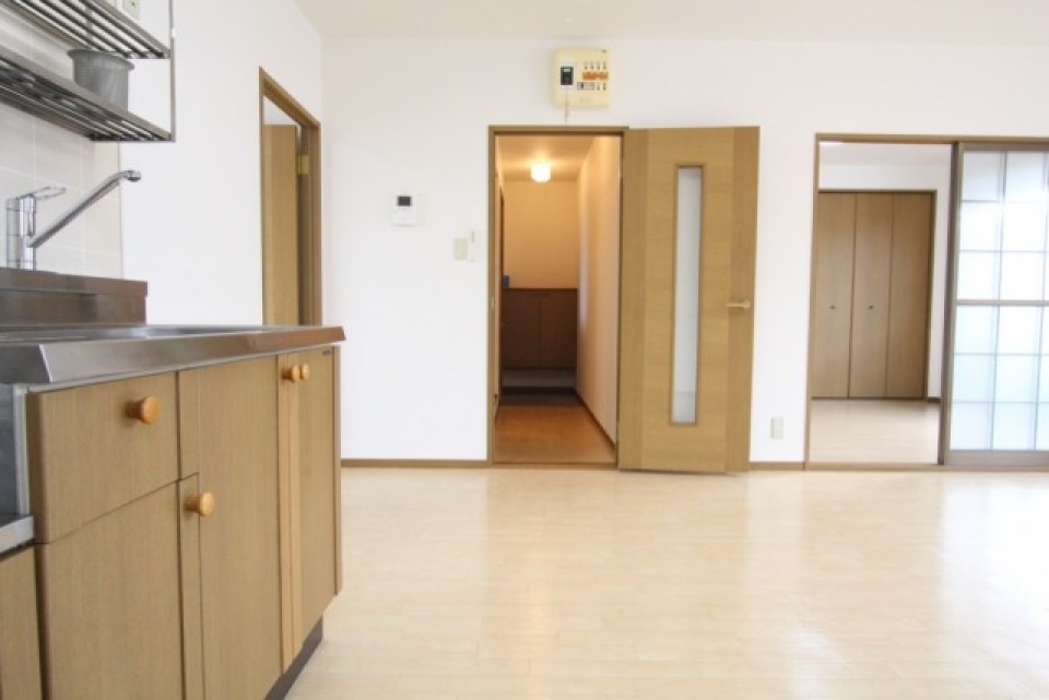 玄関からまっすぐLDK空間。(過去撮影写真)