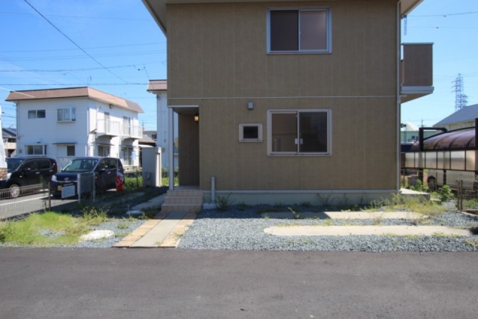 ハウスメーカー施工の戸建賃貸。