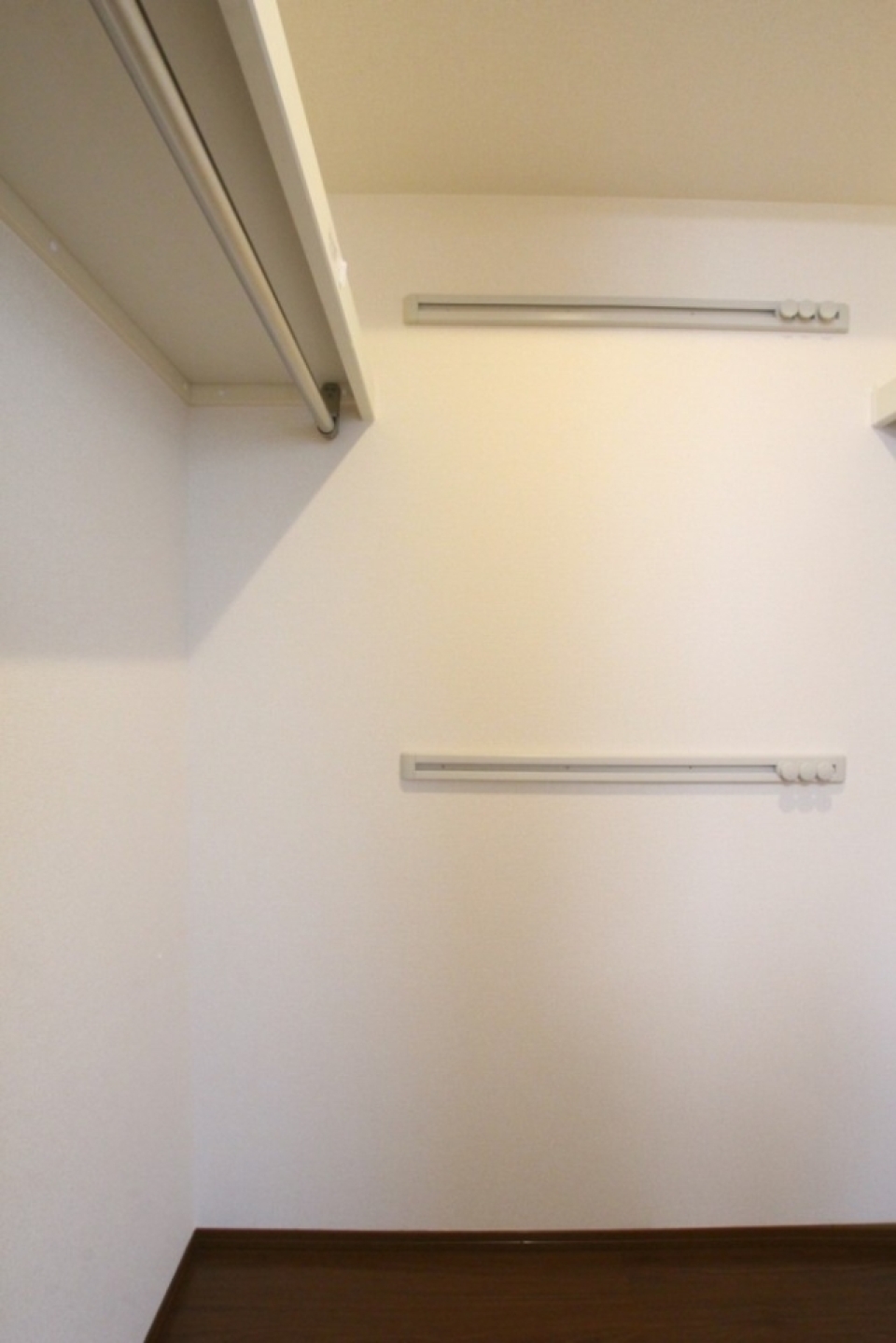 お部屋だけでなく収納も大きなウォークインクローゼット。