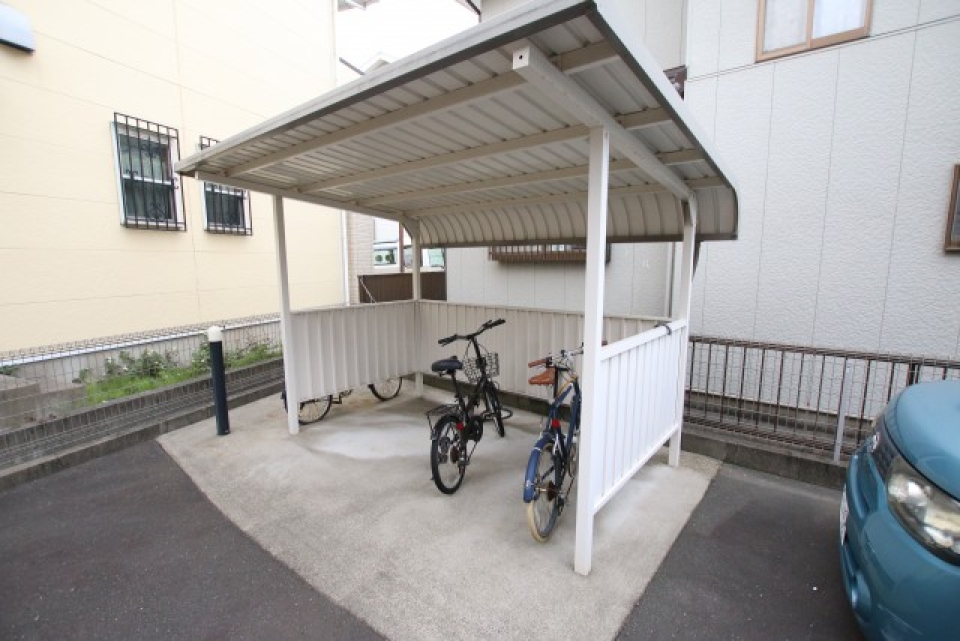駐輪場。