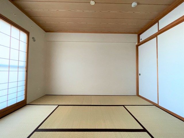 明るくてモダンな雰囲気の和室