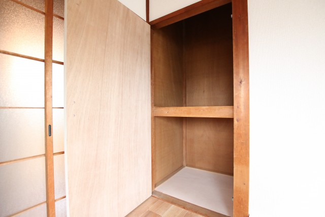 こちらも収納ついてます！