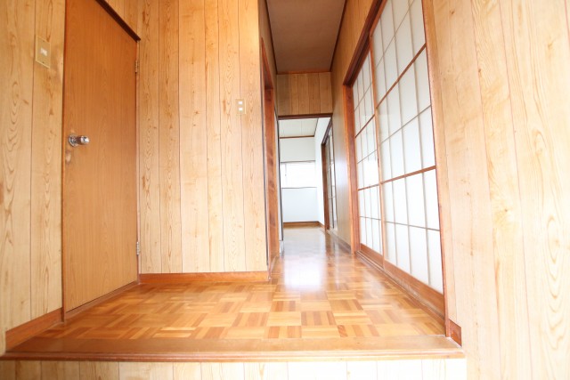 玄関のようす。