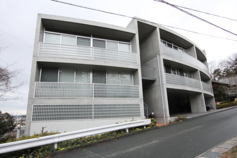 外観も唯一無二の個性派