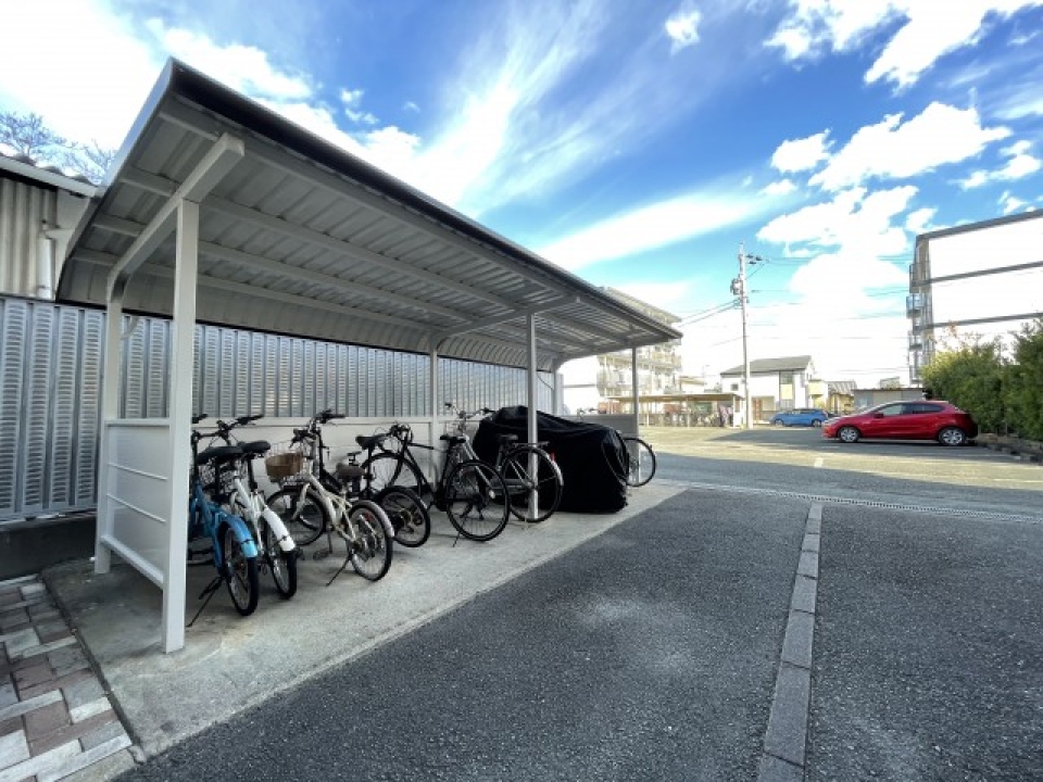 駐輪場もあります。