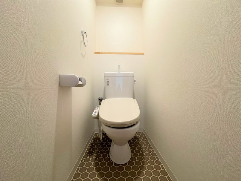トイレはシンプルです。