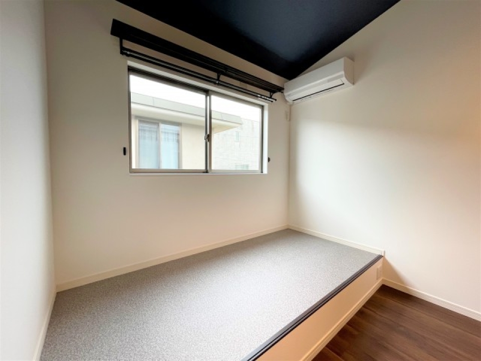 スキップフロアは2.5帖。