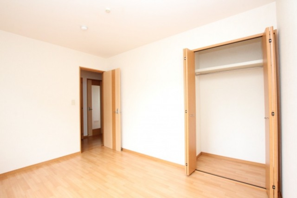 こちらの部屋にもクローゼット