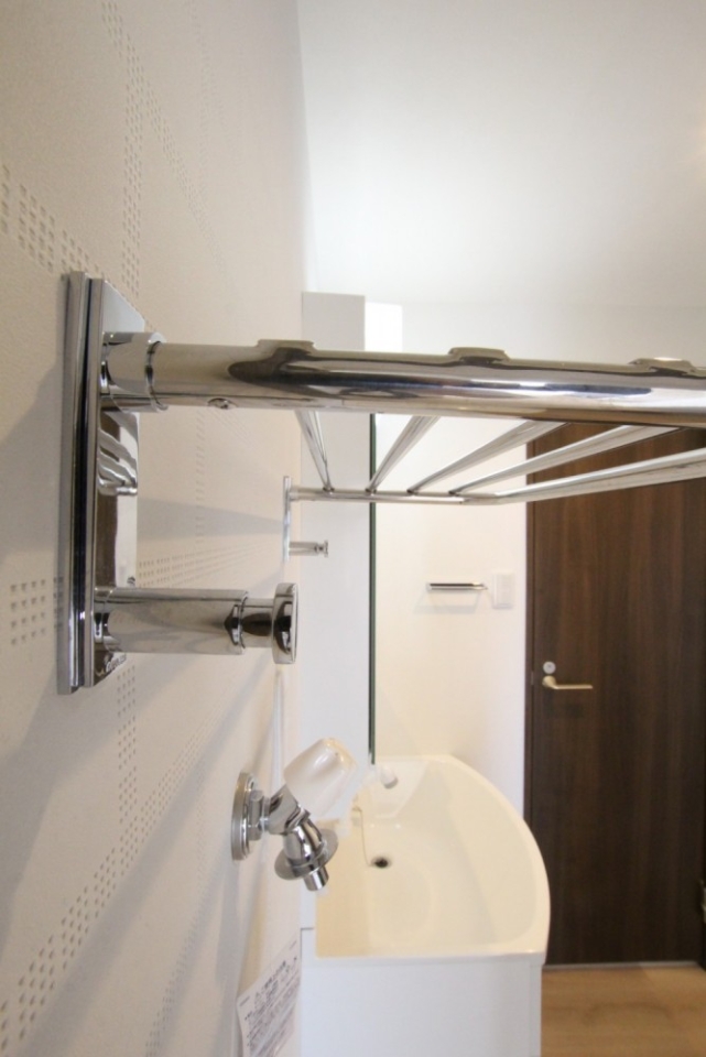 洗濯機置場上部にはコレッ！あると意外と便利。