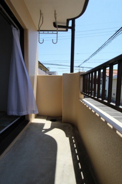 マンションタイプだからバルコニーも広々。