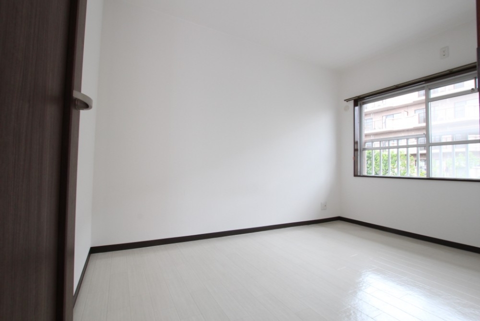 寝室は無重力感がありそうです。