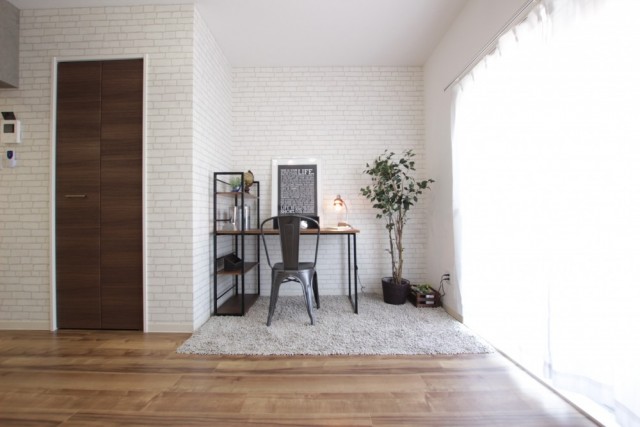 黒目地タイルがBrooklyn Styleですね。