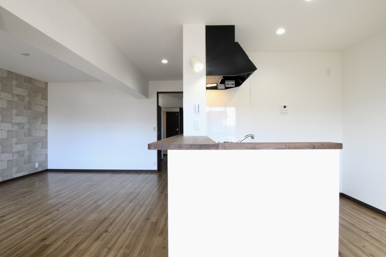 リビングとキッチンのスペースがしっかり分かれている間取り