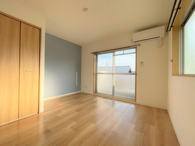 日当たり良好な洋室！