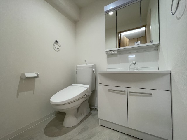 洗面所とトイレ