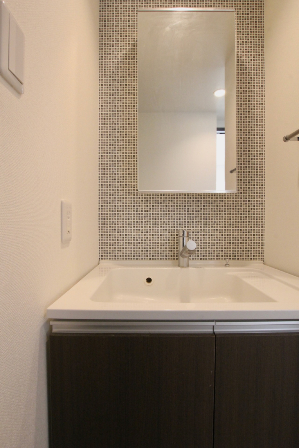 タイルがかわいいこだわり洗面台