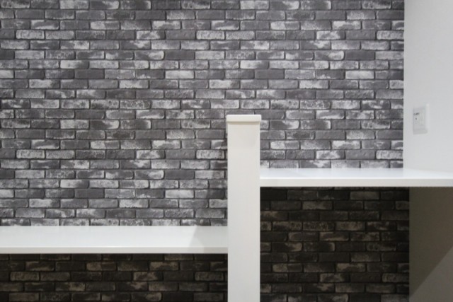 ローボードとパソコンデスクとしてご使用を。