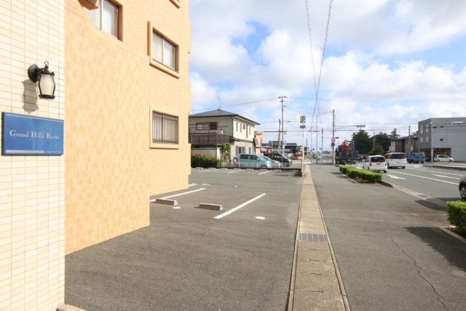 浜松ICを北へ。この辺りを知っている方なら、あのカーブの辺りです。
