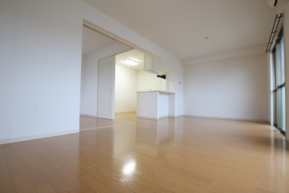 スッキリとした印象のお部屋です