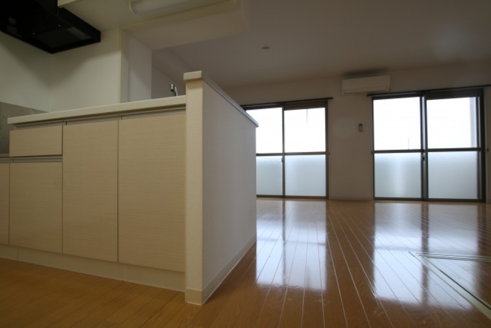 キッチンからLDK。