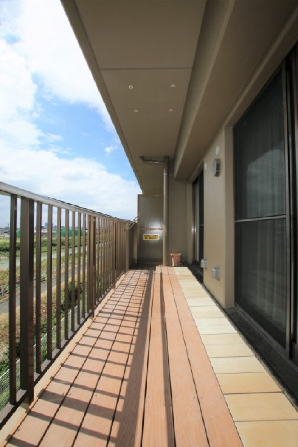 バルコニーがひろーい！