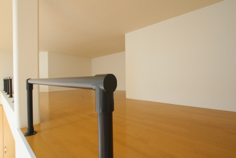 高さはあまりないので頭上に注意