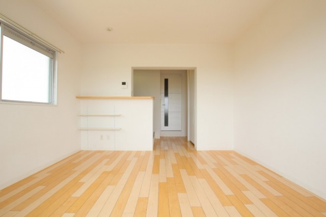 広いのはもちろん、角部屋で採光性+&alpha;。