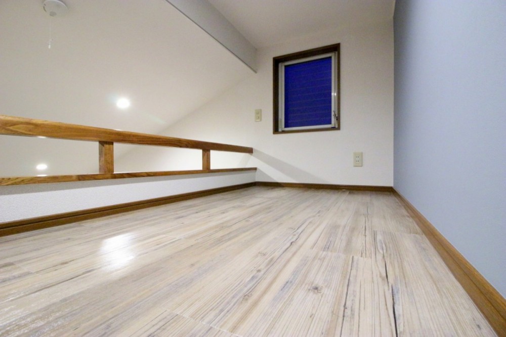 寝床としての使用も可能な広さ。